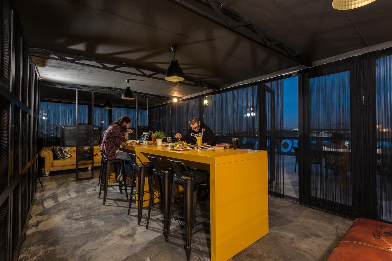 Inn 14 Hostel Ankara Bagian luar foto
