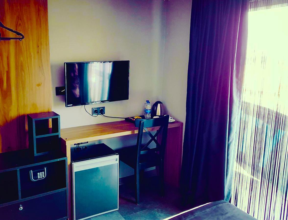 Inn 14 Hostel Ankara Bagian luar foto